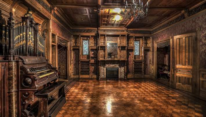 Winchester Mystery House